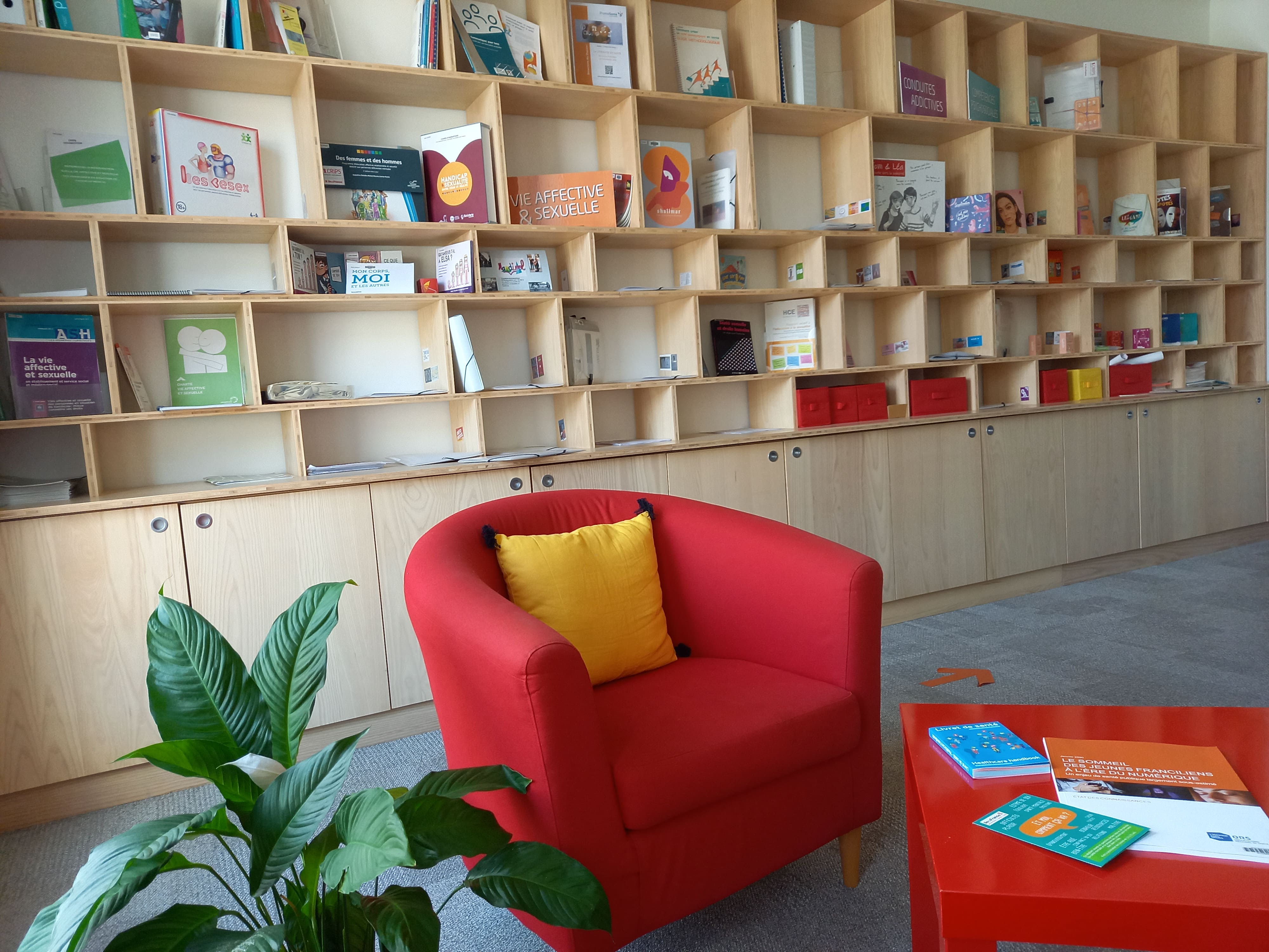 Le centre de documentation du Crips