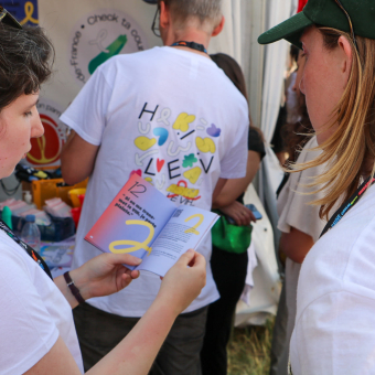 crips-solidays-stand-village-2023